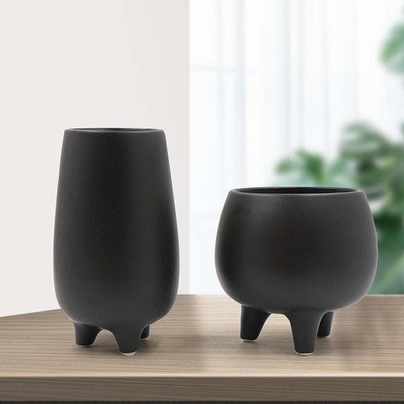 Footed Ceramic Vase: Stylish and Elegant Home Decor