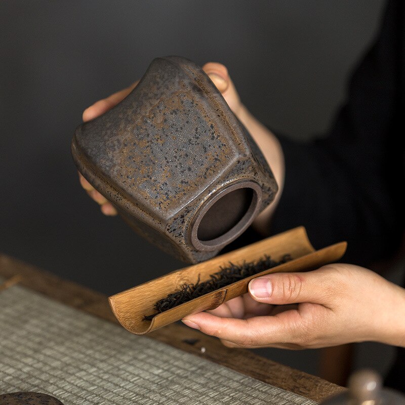 Retro Storage Jar: A Charming and Functional Kitchen Essential